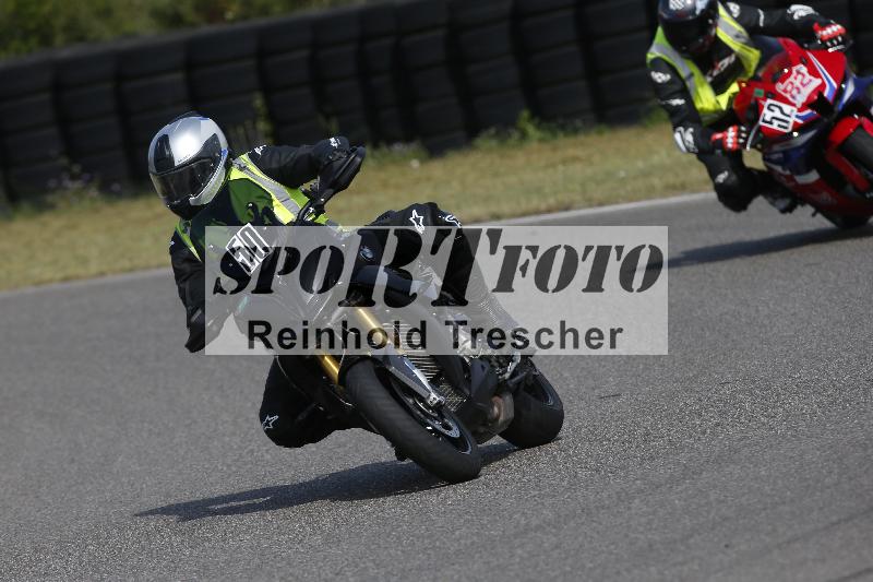/11 28.04.2026  PROMAX ADR/Gruppe gruen/50